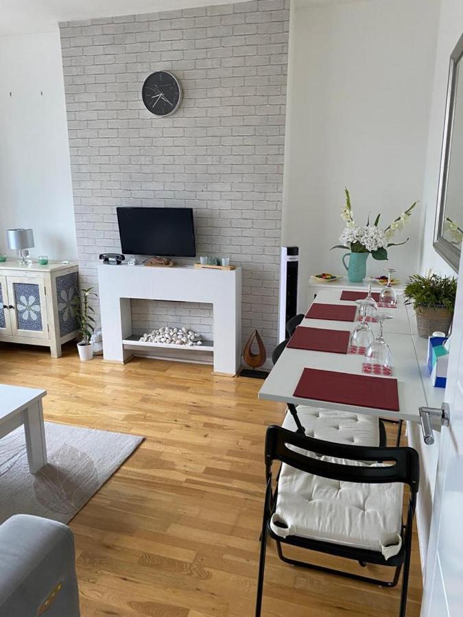 Lovely 2-Bedroom Apartment In Zone 2 ลอนดอน ภายนอก รูปภาพ